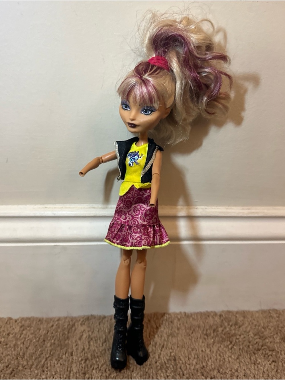 Ever After High MELODY PIPER Doll 2012 No Hands Original Outfit Shoes